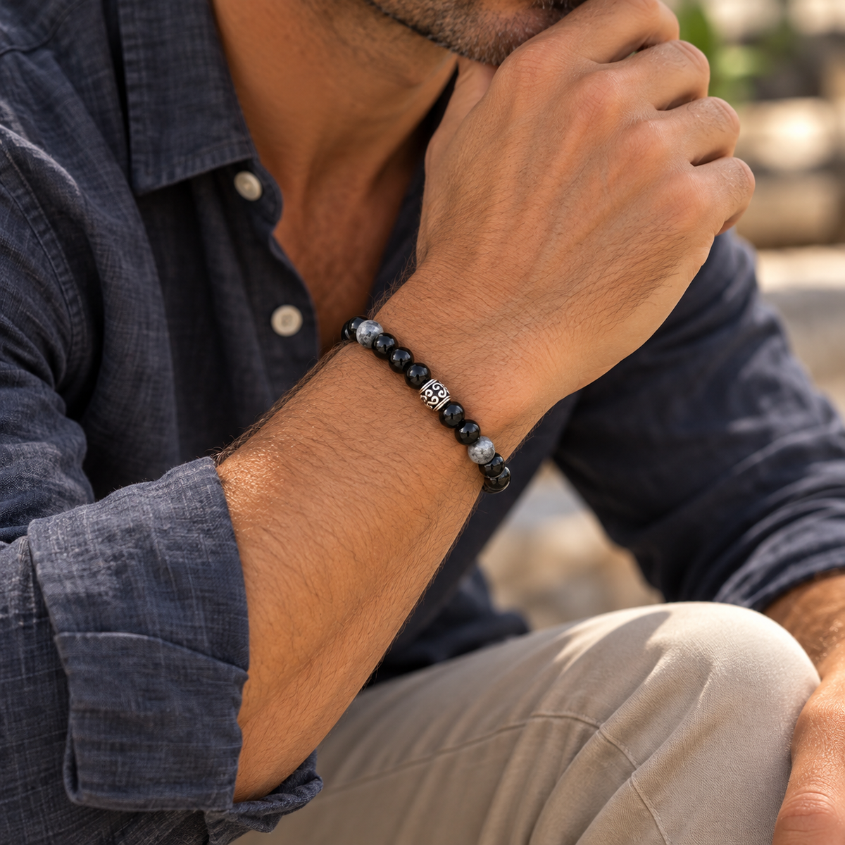 Bracelet en Obsidienne et perle argentée