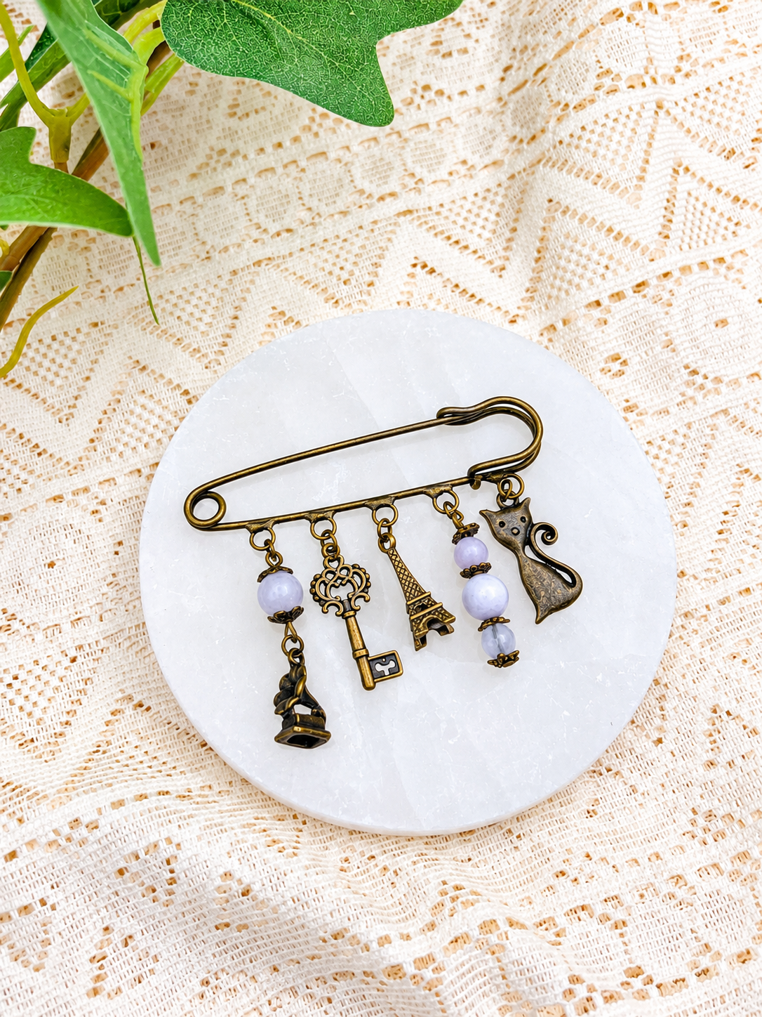 broche breloque chat paris angelite vintage